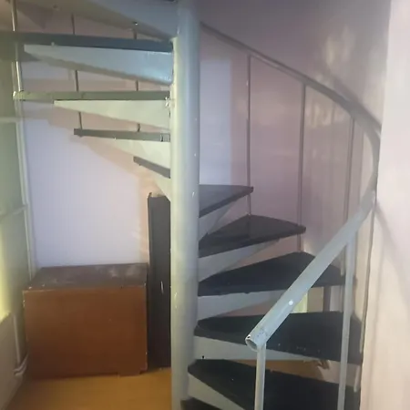 Price-inn 4 2 Nivele Scara Interioara Apartment *