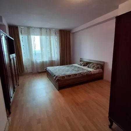 Διαμέρισμα Price-inn 4 2 Nivele Scara Interioara